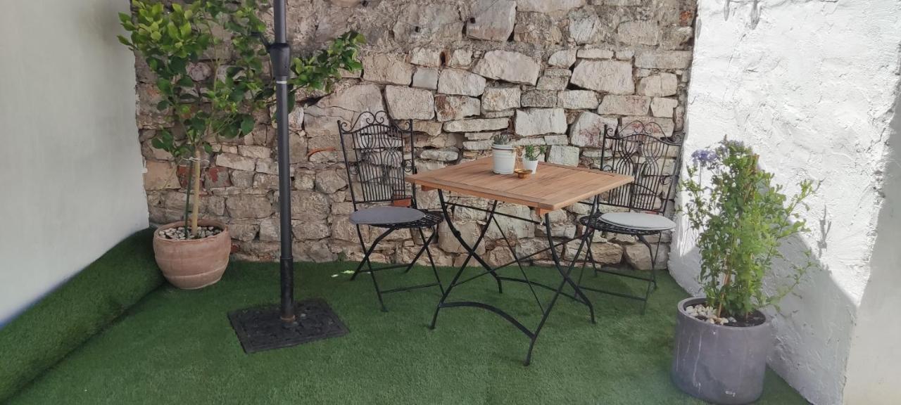 Littel Studio Franceska Jezera Dış mekan fotoğraf